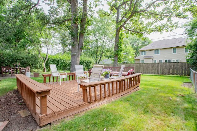1133 KENTON Road, Deerfield, IL 60015