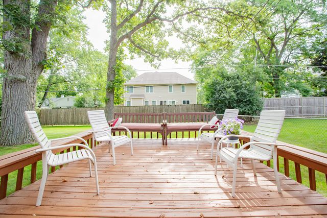 1133 KENTON Road, Deerfield, IL 60015