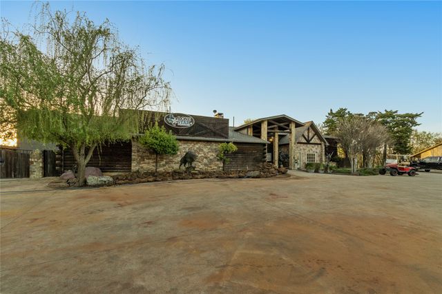 14128 Zealand Drive, Pilot Point, TX 76258