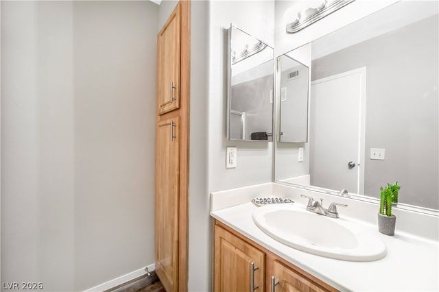 5710 East Tropicana Avenue 2073, Las Vegas, NV 89122