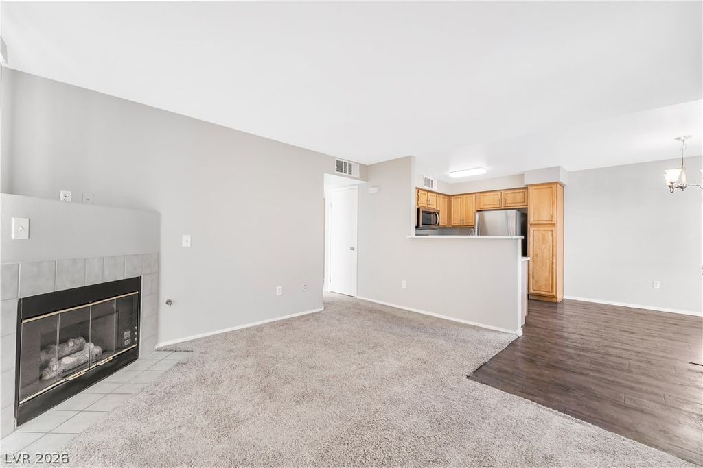 5710 East Tropicana Avenue 2073, Las Vegas, NV 89122