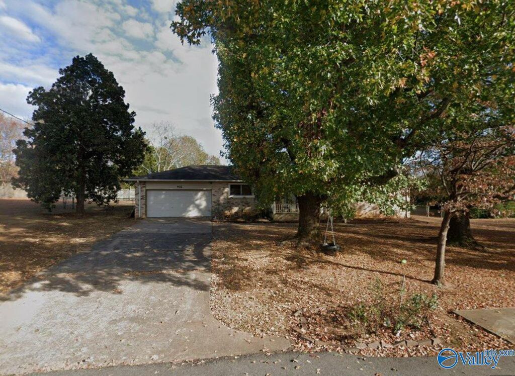 402 Gilmore Street, Huntsville, AL 35758
