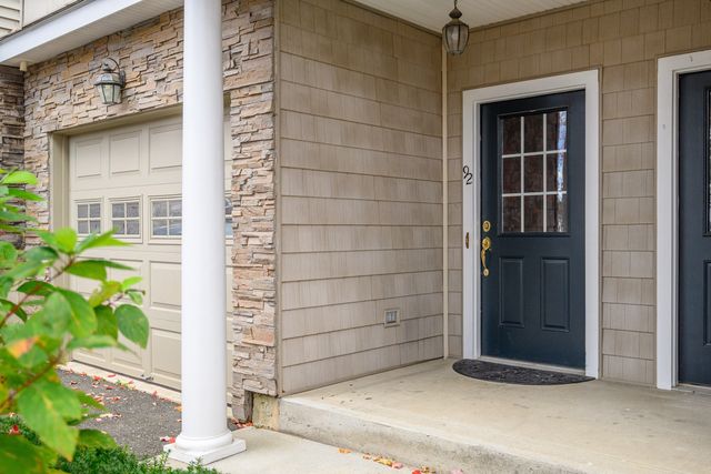 92 Woodcrest Lane 92, Danbury, CT 06810