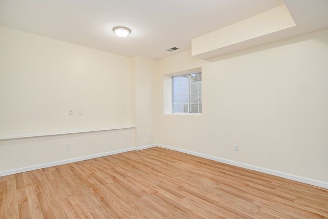 92 Woodcrest Lane 92, Danbury, CT 06810