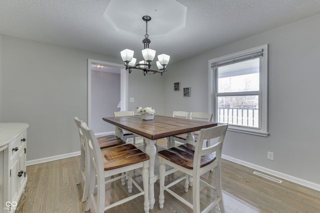 6125 E Edgewood Avenue, Indianapolis, IN 46237