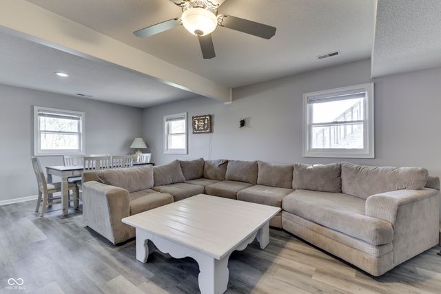 6125 E Edgewood Avenue, Indianapolis, IN 46237