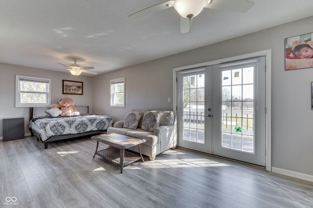 6125 E Edgewood Avenue, Indianapolis, IN 46237