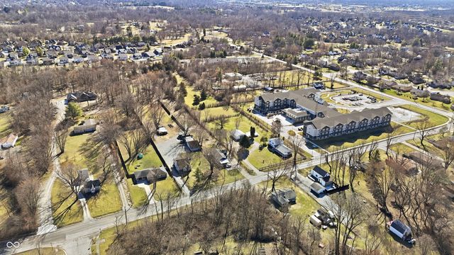 6125 E Edgewood Avenue, Indianapolis, IN 46237