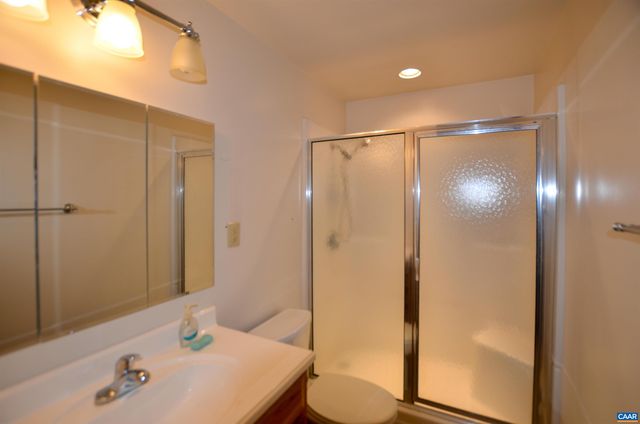 1646 MERIDIAN ST, Charlottesville, VA 22902