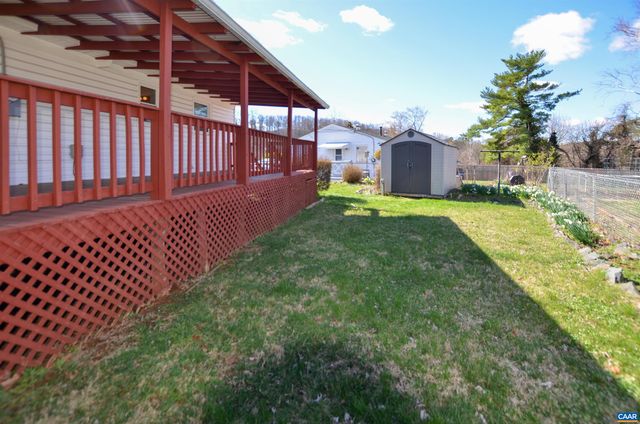 1646 MERIDIAN ST, Charlottesville, VA 22902