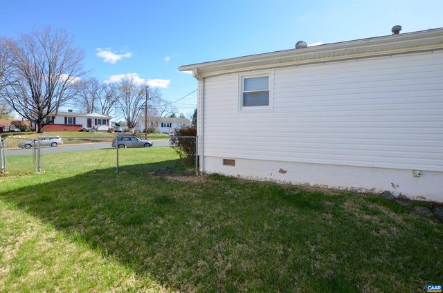 1646 MERIDIAN ST, Charlottesville, VA 22902