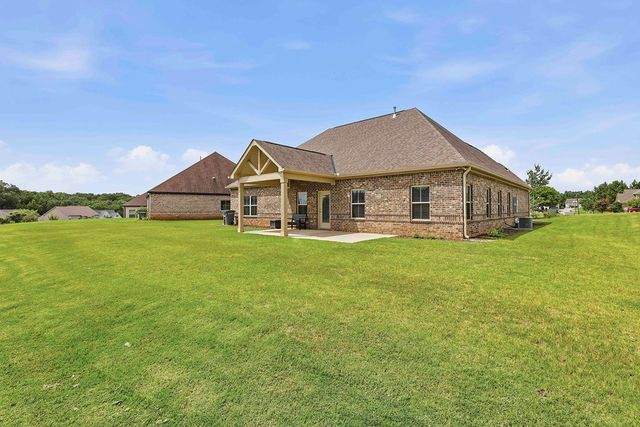 203 Lagoon Street, Lagrange, GA 30241