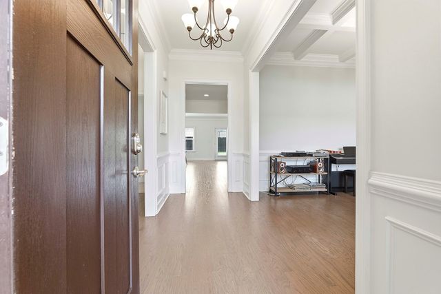 203 Lagoon Street, Lagrange, GA 30241