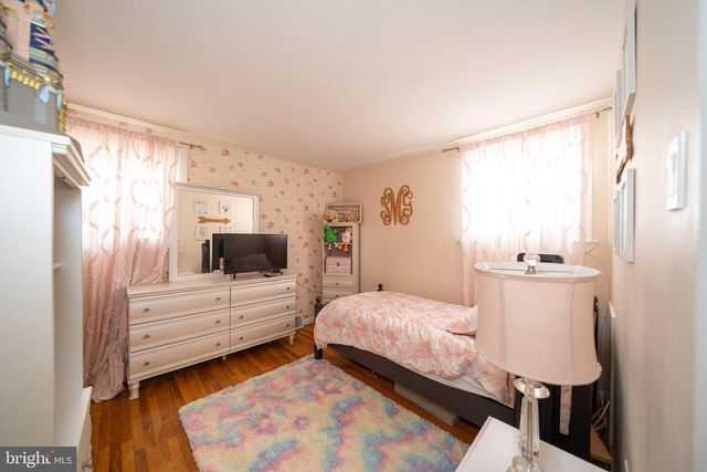 15131 ENDICOTT STREET, Philadelphia, PA 19116