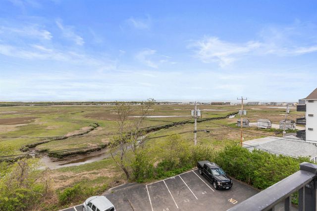 407 Ocean Blvd Unit B11, Hampton, NH 03842