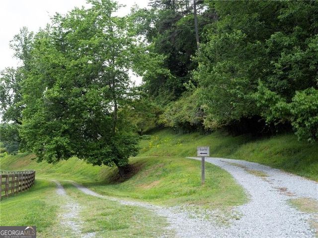 619 Hamp Mill Road, Dahlonega, GA 30533