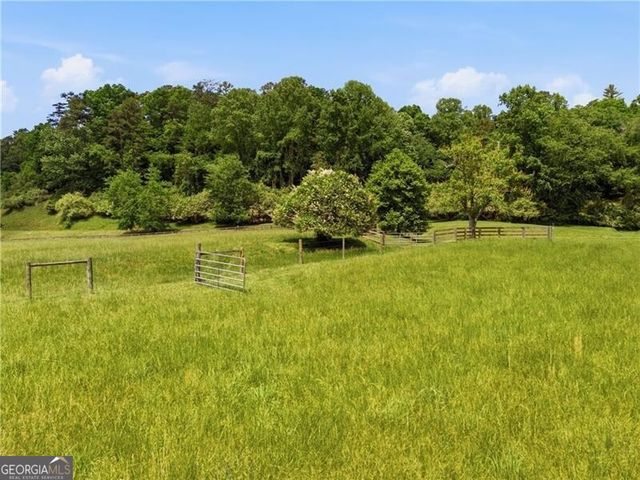 619 Hamp Mill Road, Dahlonega, GA 30533