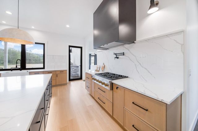 11604 E Honeycomb Springs Ln, Spokane, WA 99206