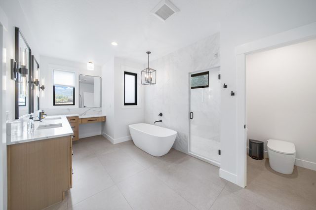 11604 E Honeycomb Springs Ln, Spokane, WA 99206