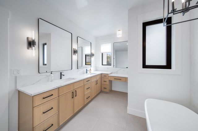 11604 E Honeycomb Springs Ln, Spokane, WA 99206