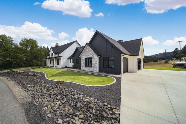 11604 E Honeycomb Springs Ln, Spokane, WA 99206