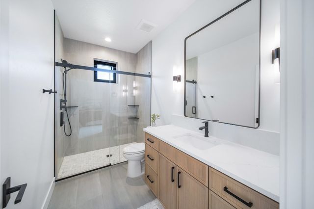 11604 E Honeycomb Springs Ln, Spokane, WA 99206