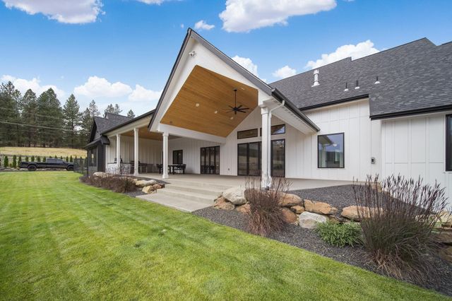 11604 E Honeycomb Springs Ln, Spokane, WA 99206