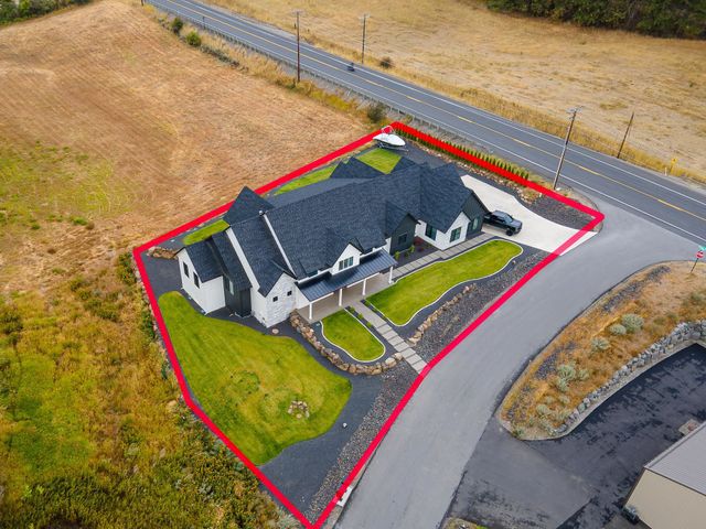 11604 E Honeycomb Springs Ln, Spokane, WA 99206