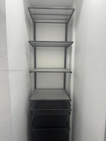 1350 Atlantic Shores Blvd 305, Hallandale Beach, FL 33009