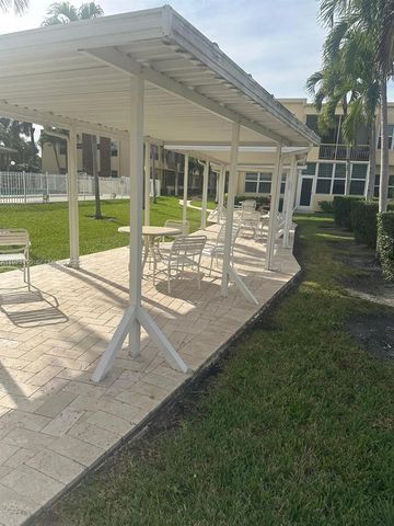 1350 Atlantic Shores Blvd 305, Hallandale Beach, FL 33009