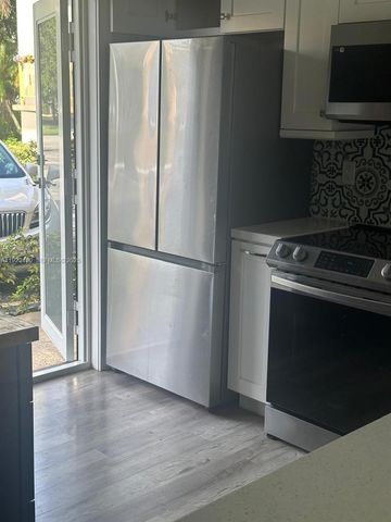 1350 Atlantic Shores Blvd 305, Hallandale Beach, FL 33009