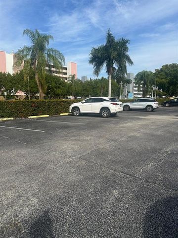 1350 Atlantic Shores Blvd 305, Hallandale Beach, FL 33009