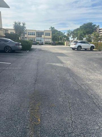 1350 Atlantic Shores Blvd 305, Hallandale Beach, FL 33009