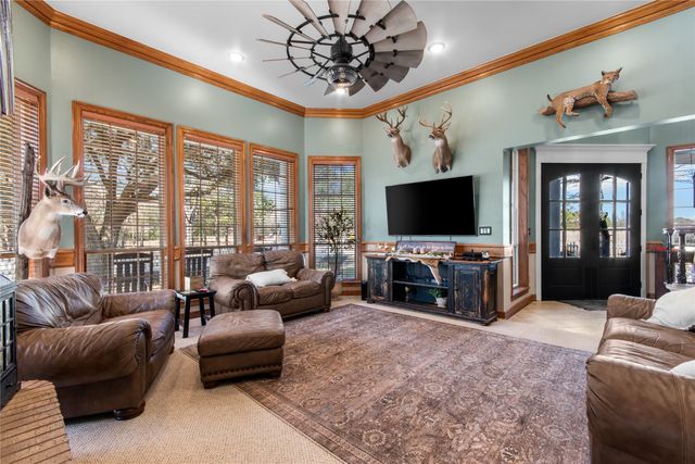 12245 FM 859, Wills Point, TX 76169