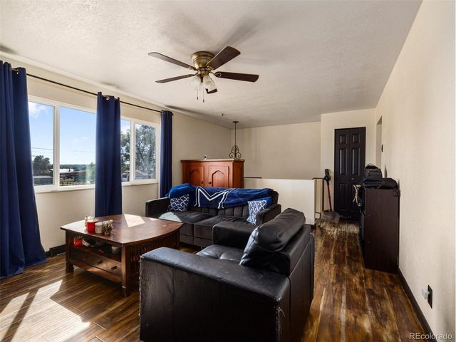 2303 Cheyenne Ave, Pueblo, CO 81003