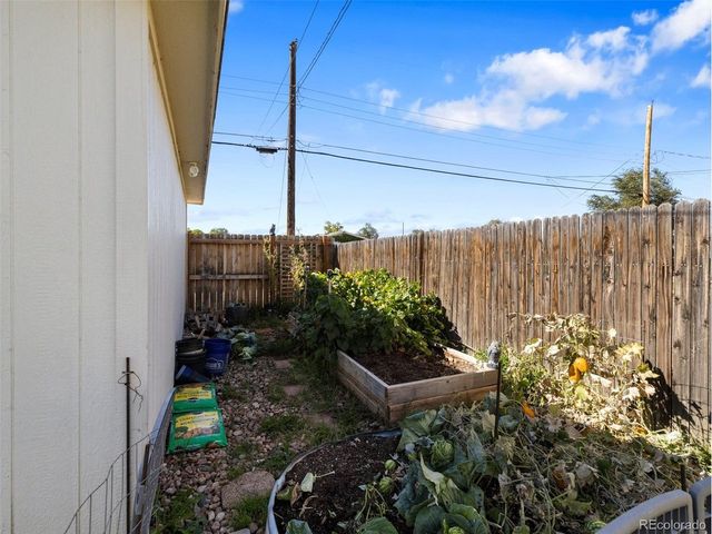 2303 Cheyenne Ave, Pueblo, CO 81003