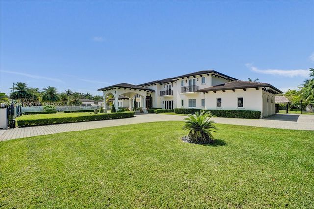 12401 SW 45th Street, Miami, FL 33175