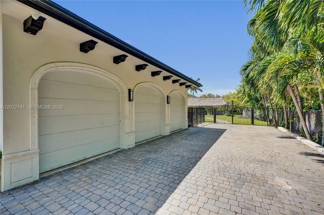 12401 SW 45th Street, Miami, FL 33175