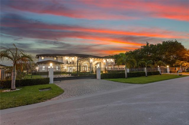 12401 SW 45th Street, Miami, FL 33175
