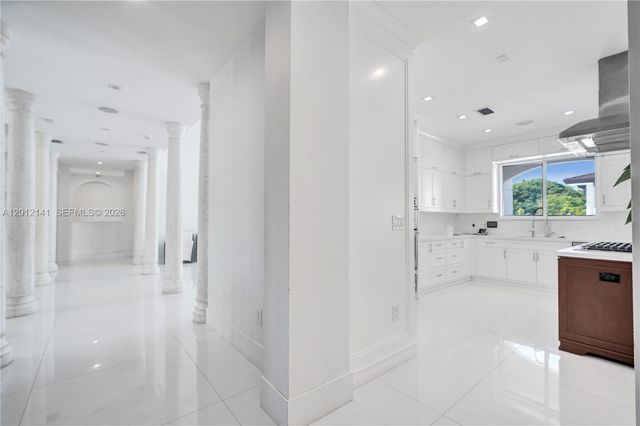 12401 SW 45th Street, Miami, FL 33175