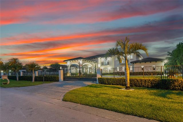 12401 SW 45th Street, Miami, FL 33175