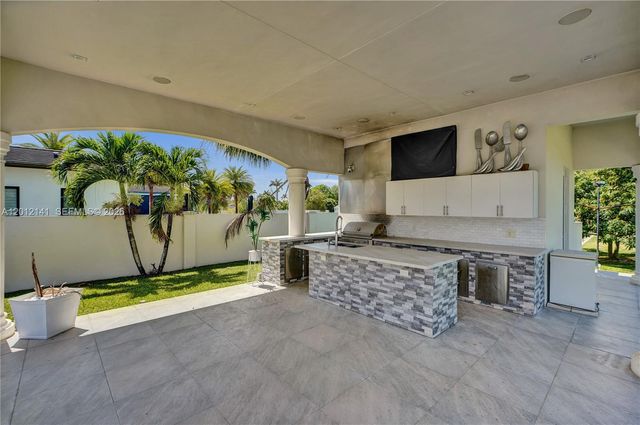 12401 SW 45th Street, Miami, FL 33175