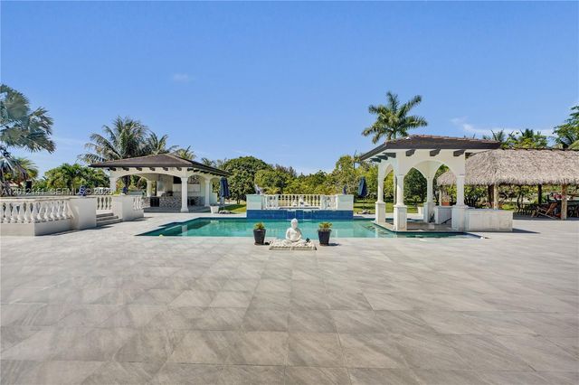 12401 SW 45th Street, Miami, FL 33175
