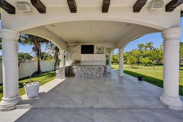 12401 SW 45th Street, Miami, FL 33175
