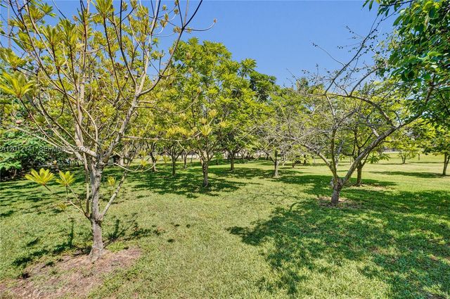 12401 SW 45th Street, Miami, FL 33175