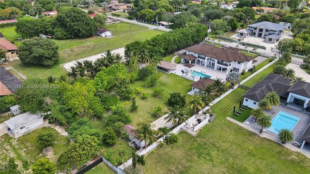 12401 SW 45th Street, Miami, FL 33175
