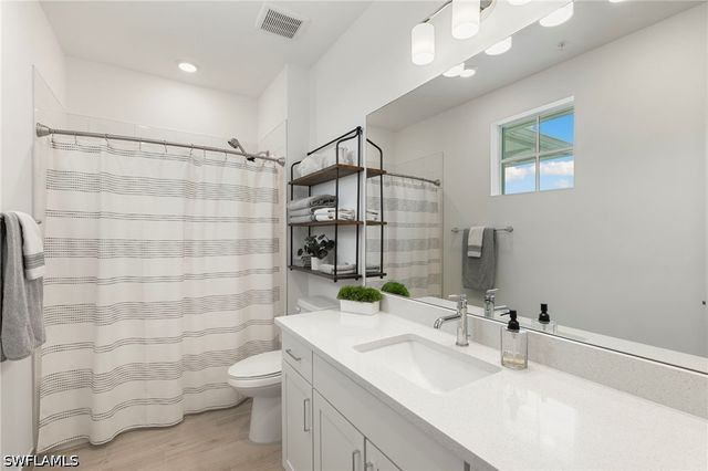 26310 Coco Cay CIR 201, Bonita Springs, FL 34135