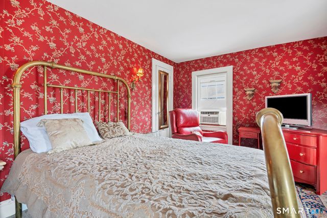 50 Vine Street, Stratford, CT 06614