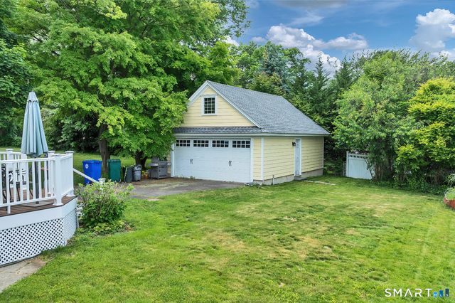 50 Vine Street, Stratford, CT 06614