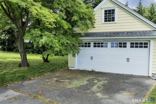 50 Vine Street, Stratford, CT 06614